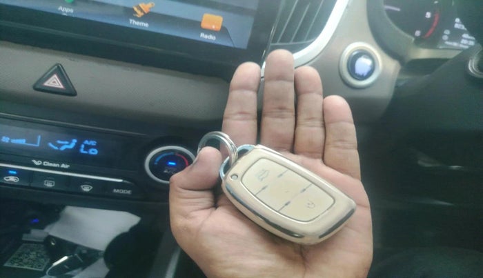 2015 Hyundai Creta SX (O) 1.6 DIESEL, Diesel, Manual, 1,52,454 km, interior