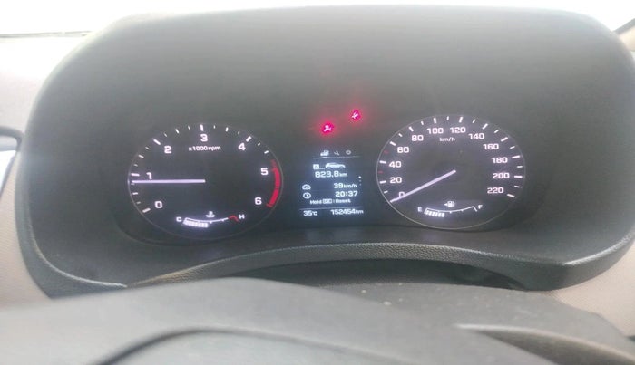 2015 Hyundai Creta SX (O) 1.6 DIESEL, Diesel, Manual, 1,52,454 km, interior