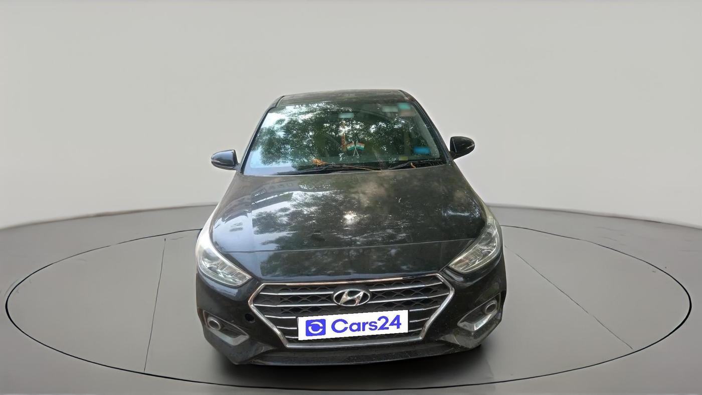 2018 Hyundai Verna 1.6 SX (O) CRDI MT, Diesel, Manual, 2,61,162 km, exterior
