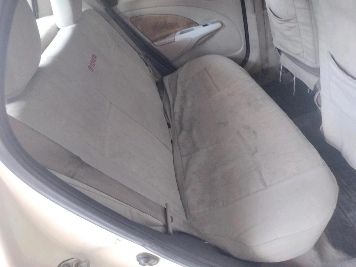 2014 Toyota Etios Liva GD, Diesel, Manual, 2,67,704 km, interior