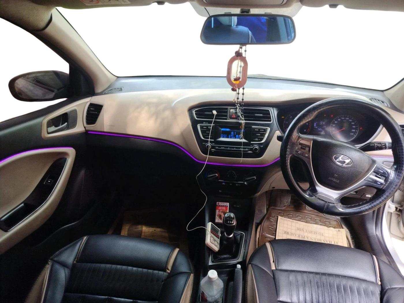 2018 Hyundai Elite i20 SPORTZ 1.4 CRDI, Diesel, Manual, 1,76,646 km, interior