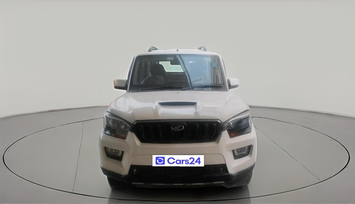 2017 Mahindra Scorpio S6 PLUS, Diesel, Manual, 1,70,662 km, exterior