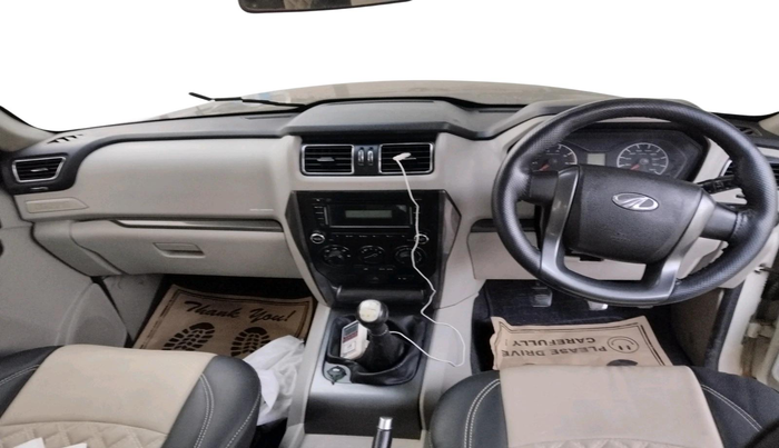 2017 Mahindra Scorpio S6 PLUS, Diesel, Manual, 1,70,662 km, interior