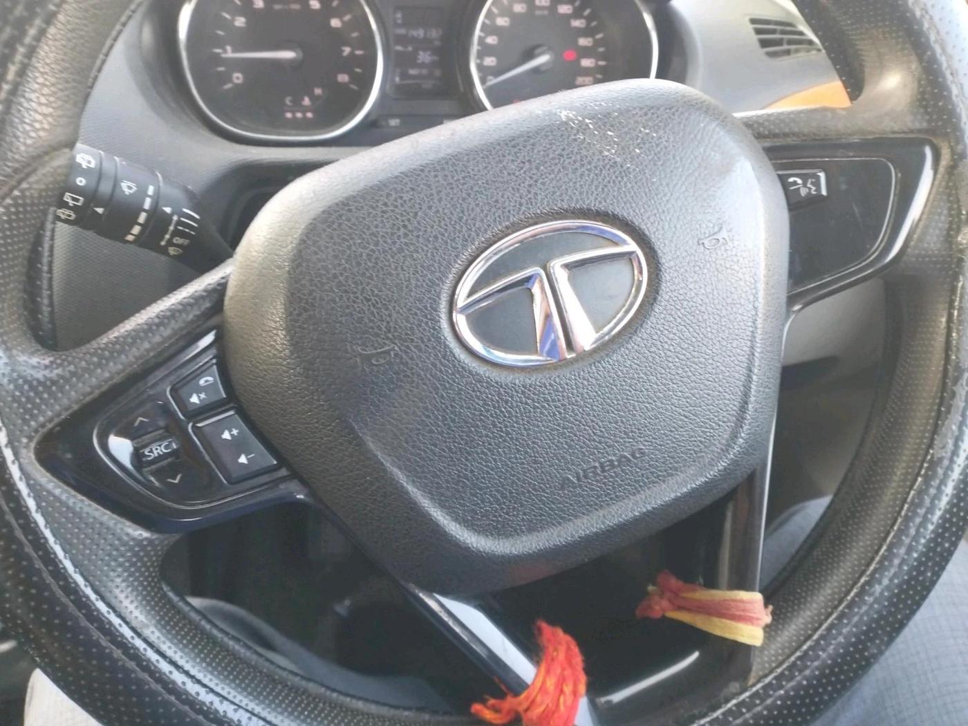 2017 Tata Tiago XZ PETROL, CNG, Manual, 1,49,132 km, interior