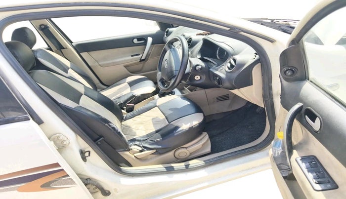 2012 Ford Fiesta STYLE DIESEL, Diesel, Manual, 1,19,523 km, interior