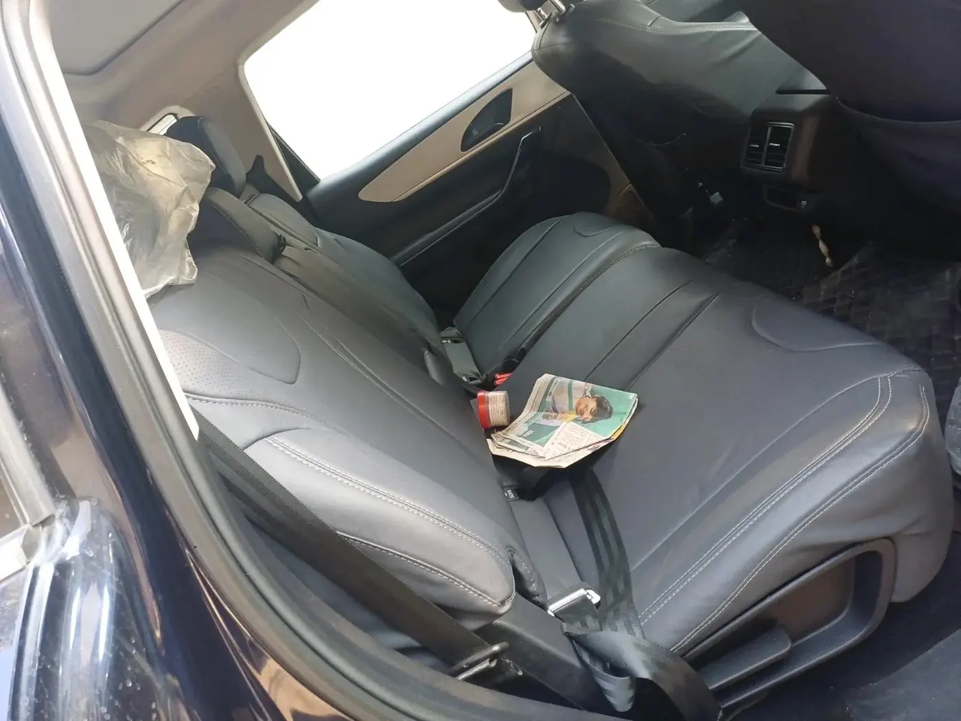 2022 Mahindra XUV700 AX 5 P MT 7 STR, Petrol, Manual, 23,148 km, interior