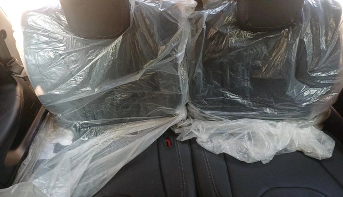 2022 Mahindra XUV700 AX 5 P MT 7 STR, Petrol, Manual, 23,148 km, interior