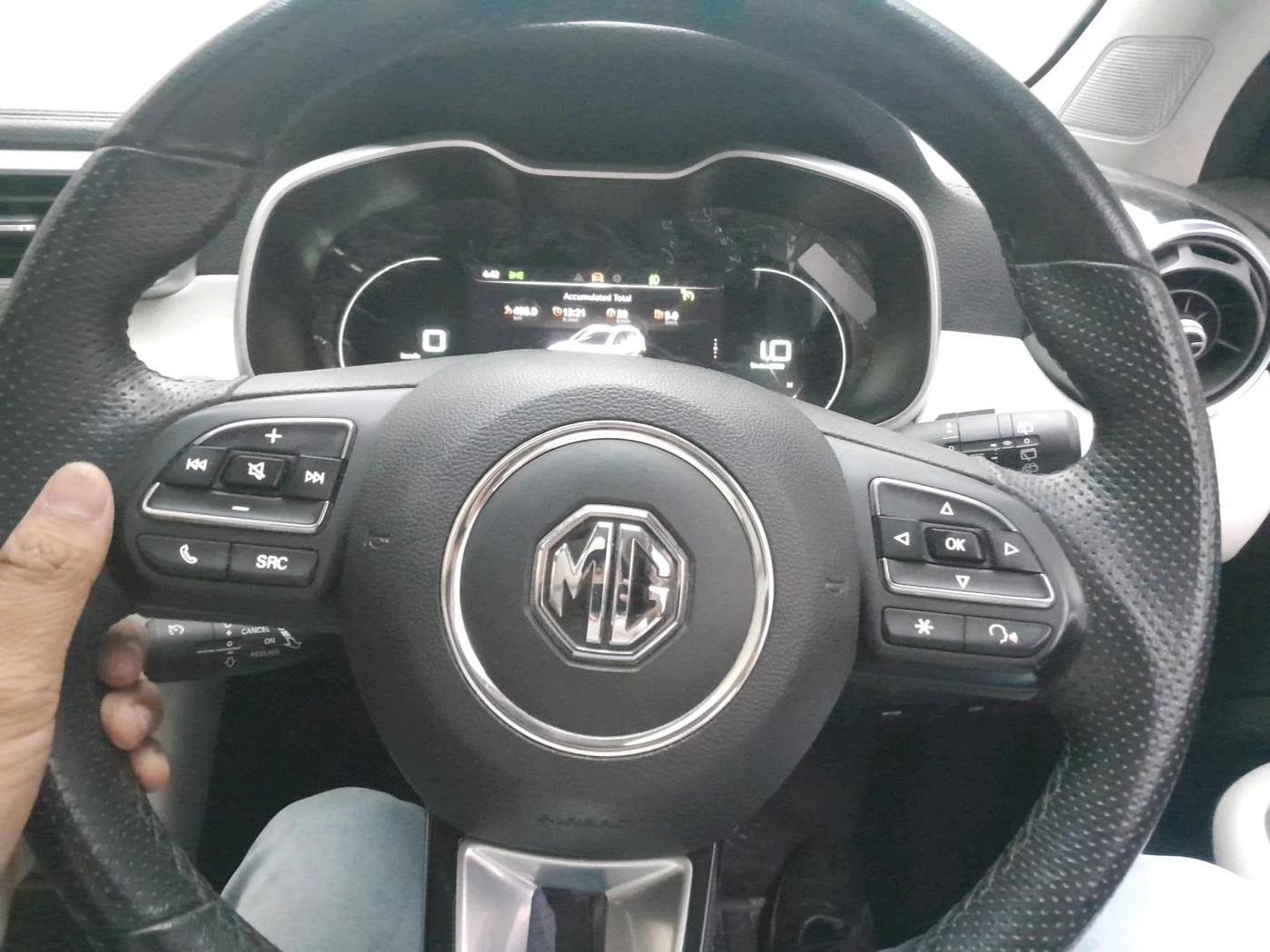 2022 MG ASTOR SHARP EX 1.5 MT, Petrol, Manual, 37,156 km, interior