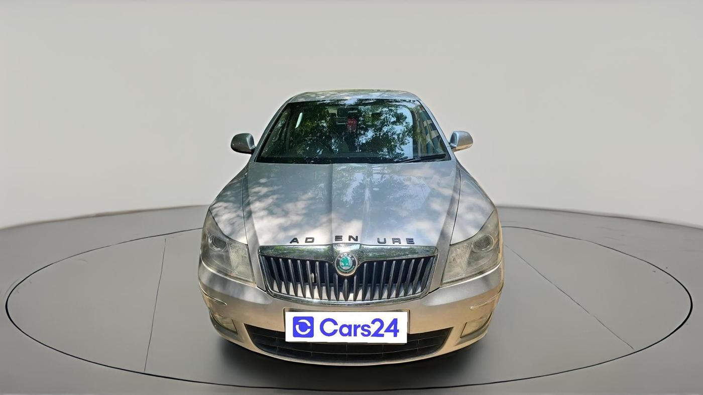 2012 Skoda Laura AMBIENTE 1.9 TDI MT, Diesel, Manual, 71,264 km, exterior