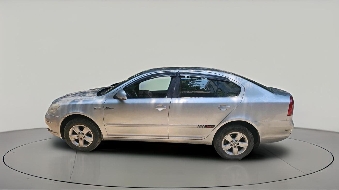 2012 Skoda Laura AMBIENTE 1.9 TDI MT, Diesel, Manual, 71,264 km, exterior