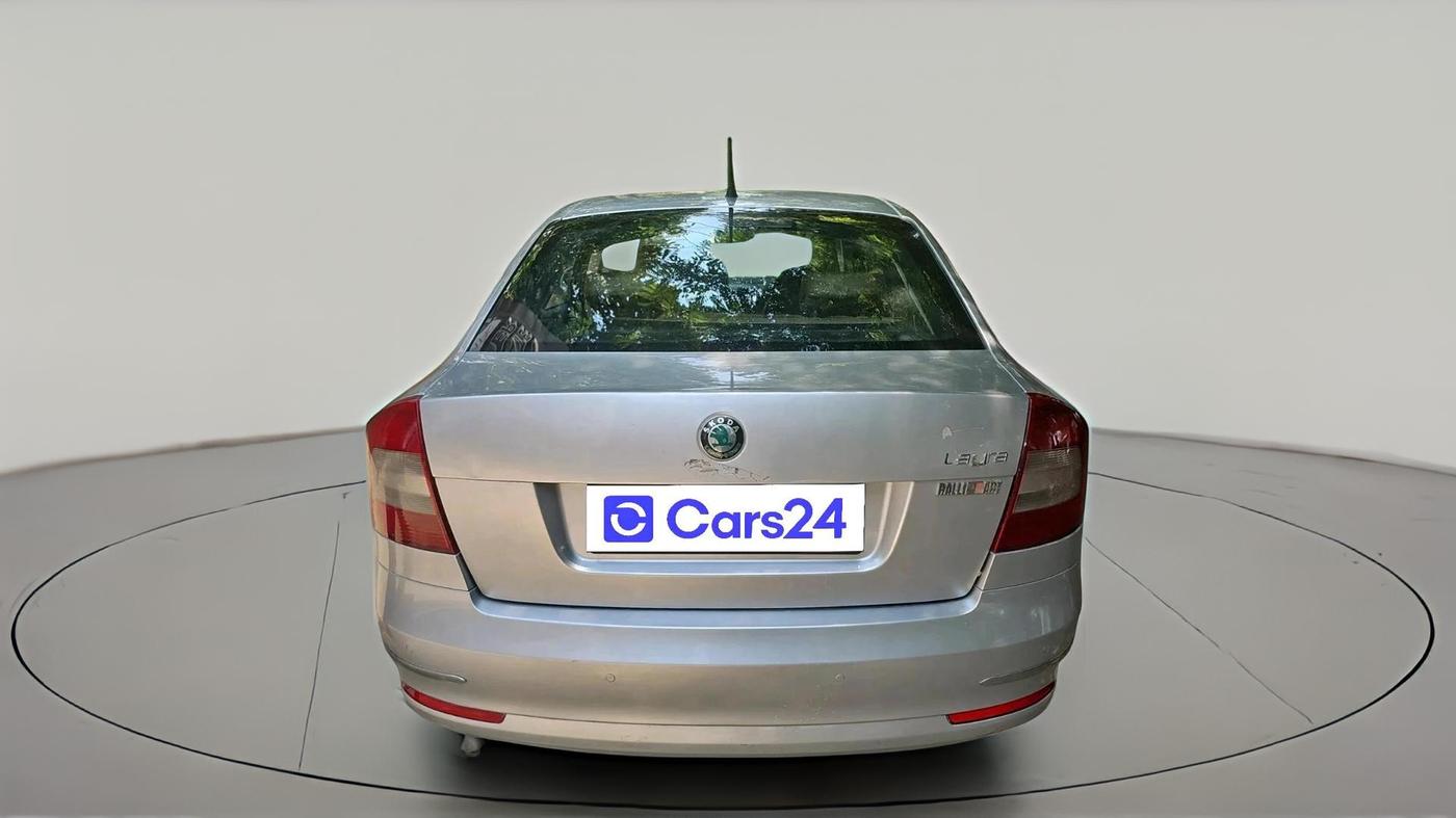 2012 Skoda Laura AMBIENTE 1.9 TDI MT, Diesel, Manual, 71,264 km, exterior
