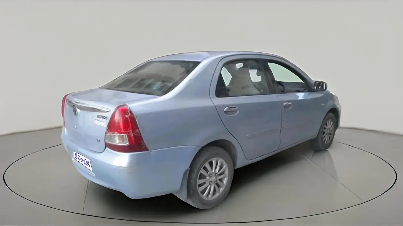 2011 Toyota Etios V, Petrol, Manual, 74,402 km, exterior