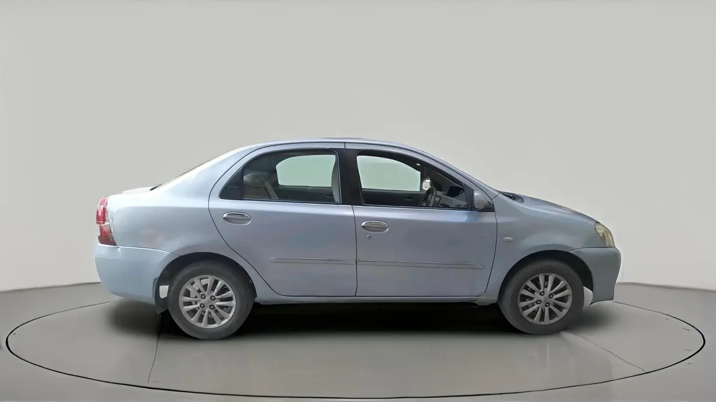 2011 Toyota Etios V, Petrol, Manual, 74,402 km, exterior