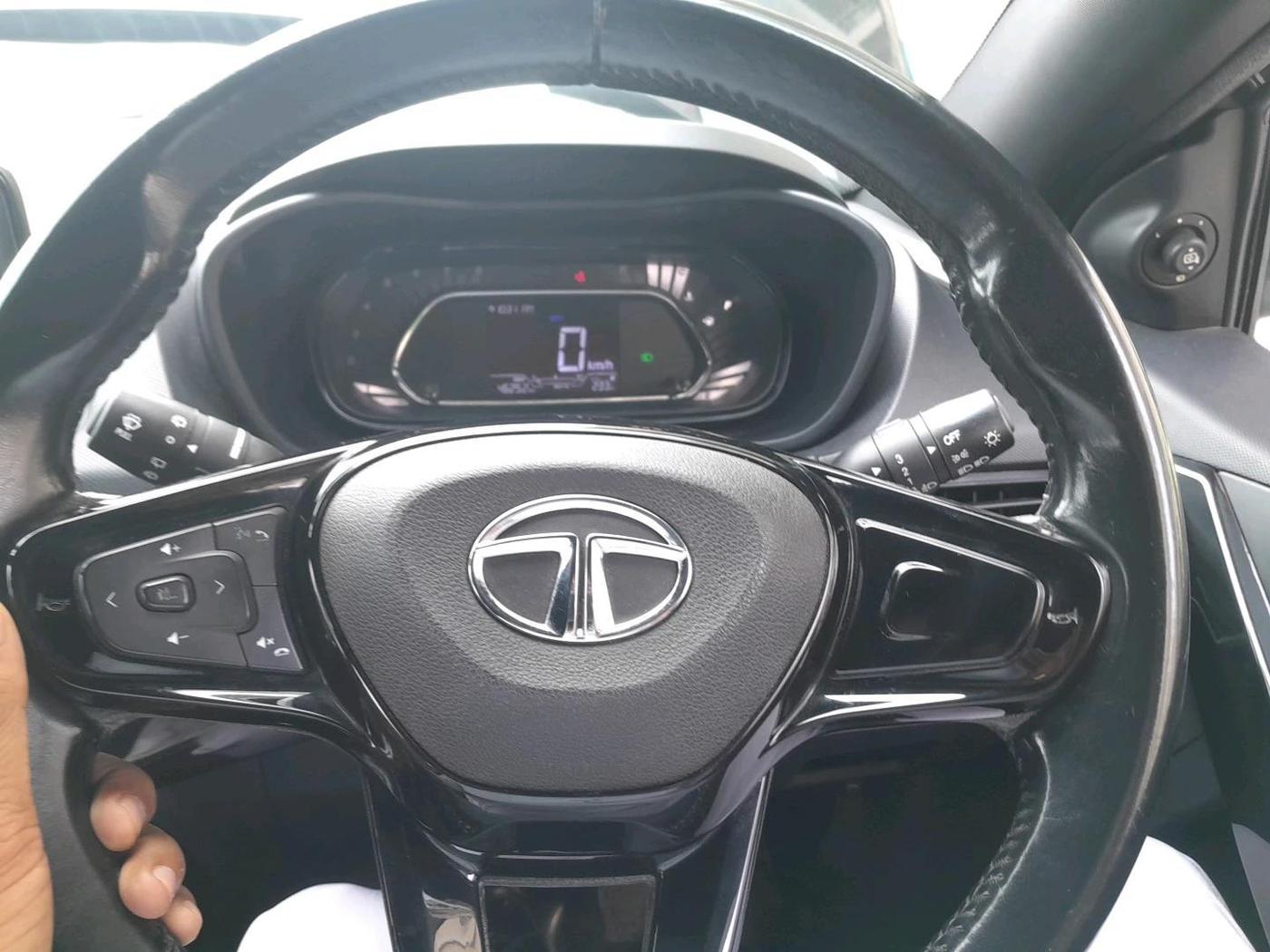 2022 Tata NEXON XZ PLUS PETROL DARK EDITION, Petrol, Manual, 46,252 km, interior