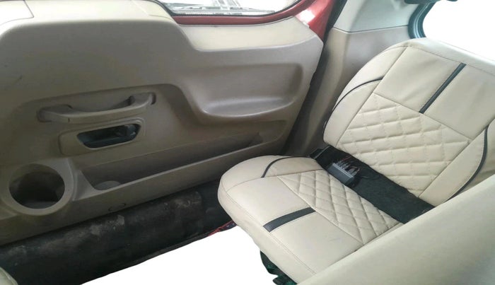 2015 Mahindra TUV300 T6 PLUS, Diesel, Manual, 1,45,606 km, interior