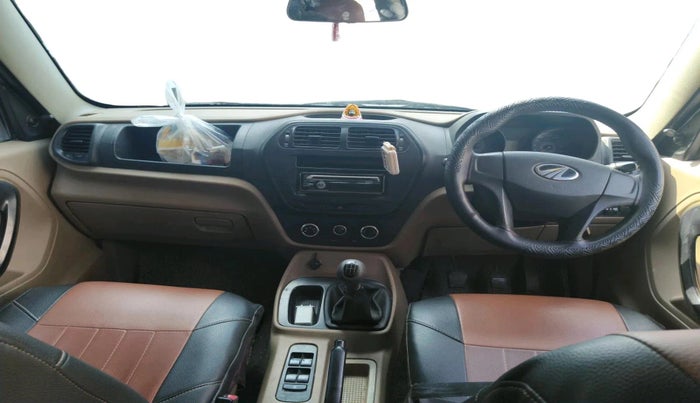 2015 Mahindra TUV300 T4, Diesel, Manual, 96,202 km, interior