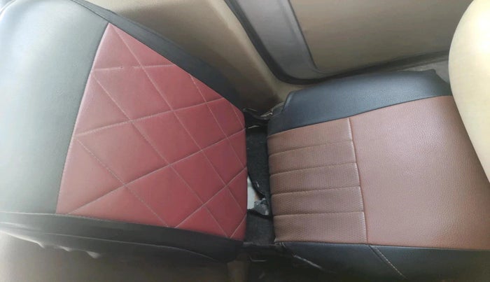 2015 Mahindra TUV300 T4, Diesel, Manual, 96,202 km, interior