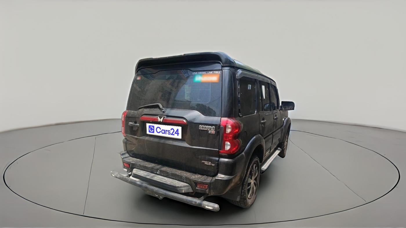 2021 Mahindra Scorpio S5, Diesel, Manual, 1,04,498 km, exterior