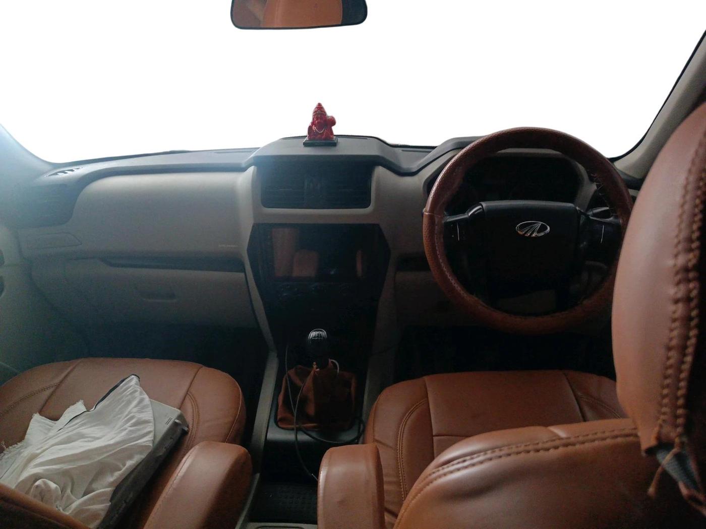 2021 Mahindra Scorpio S5, Diesel, Manual, 1,04,498 km, interior
