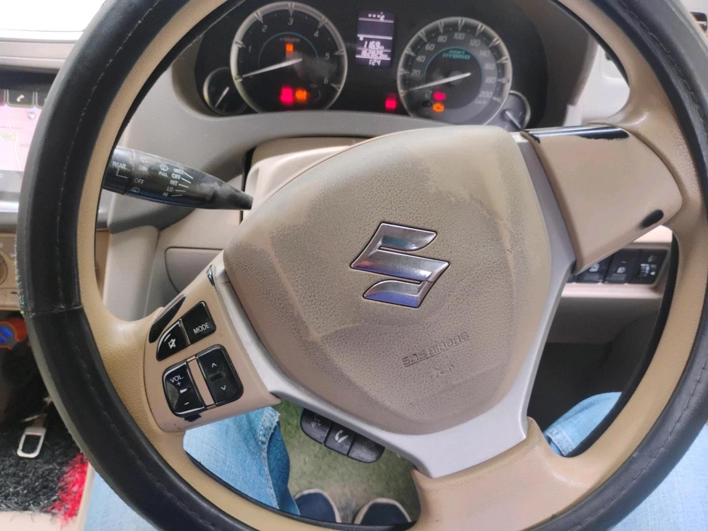 2017 Maruti Ertiga ZDI SHVS, Diesel, Manual, 1,62,825 km, interior