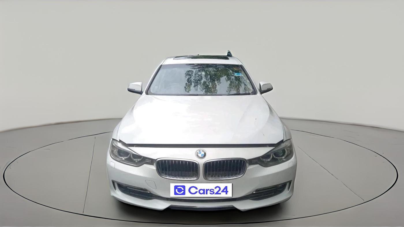 2015 BMW 3 Series 320D LUXURYLINE, Diesel, Automatic, 70,533 km, exterior