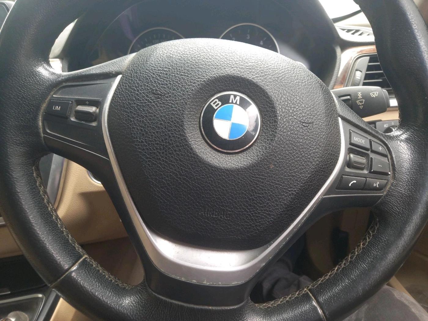 2015 BMW 3 Series 320D LUXURYLINE, Diesel, Automatic, 70,533 km, interior