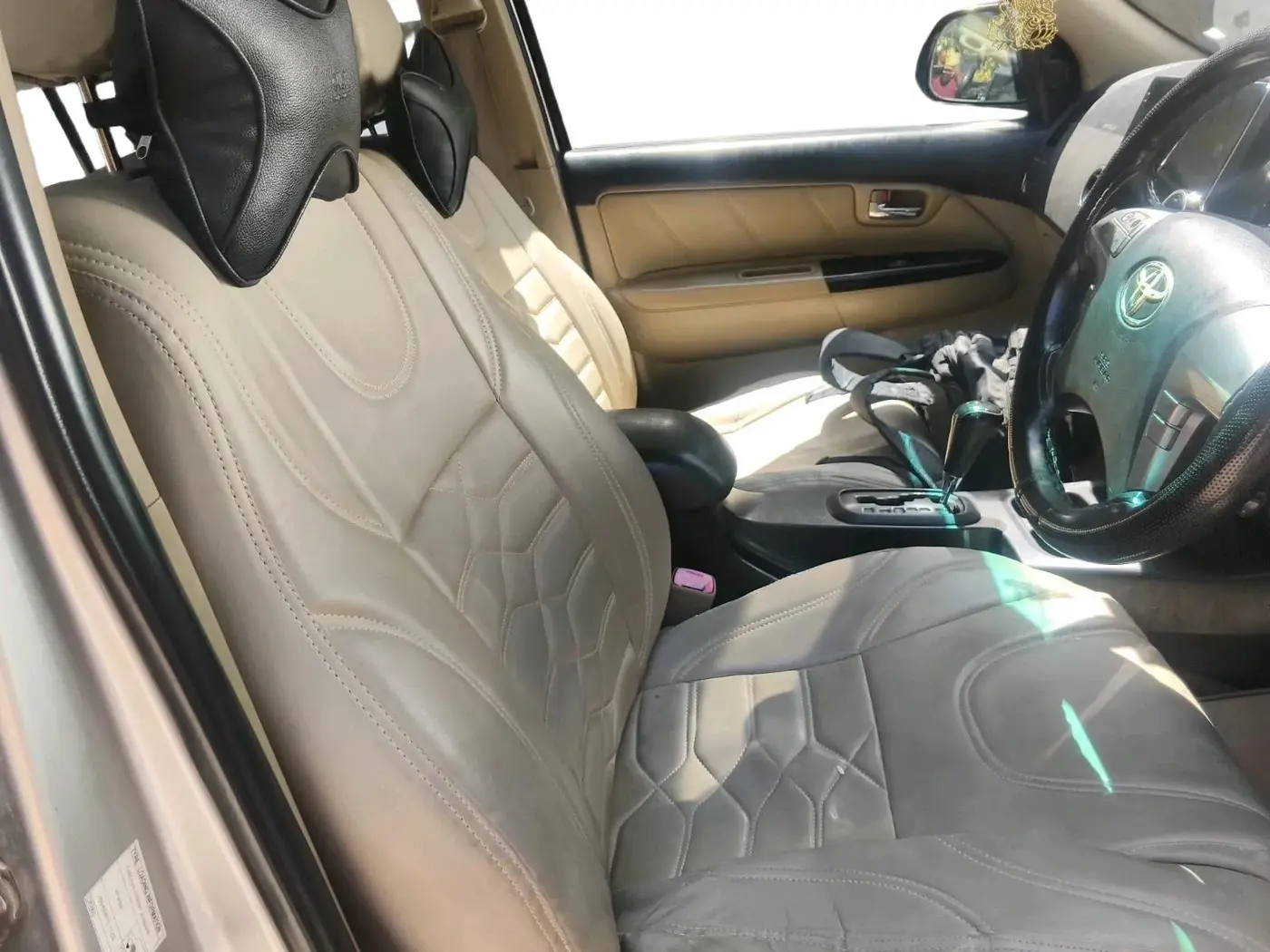 2014 Toyota Fortuner 3.0 4X2 AT, Diesel, Automatic, 4,29,080 km, interior