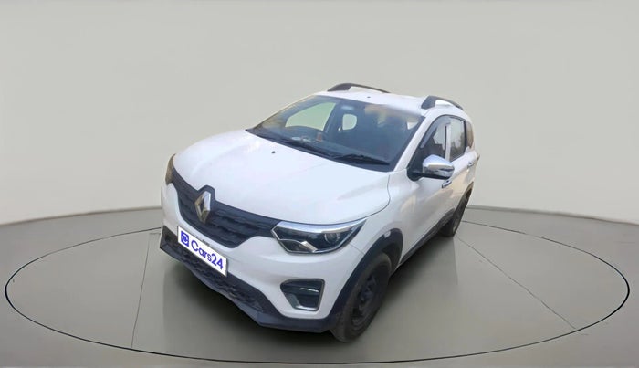 2024 Renault TRIBER RXE MT, Petrol, Manual, 44,105 km, exterior