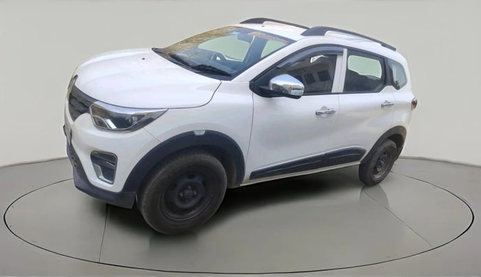 2024 Renault TRIBER RXE MT, Petrol, Manual, 44,105 km, exterior