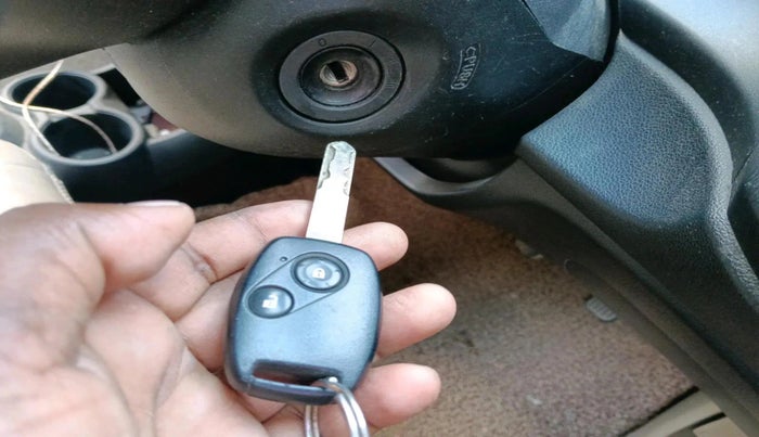 2015 Honda Amaze 1.2L I-VTEC S, Petrol, Manual, 1,06,047 km, interior