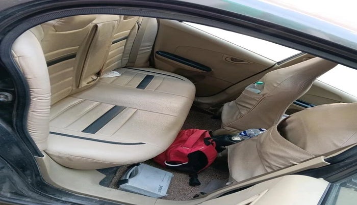 2015 Honda Amaze 1.2L I-VTEC S, Petrol, Manual, 1,06,047 km, interior