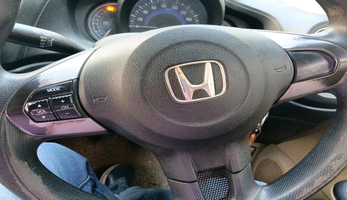 2015 Honda Amaze 1.2L I-VTEC S, Petrol, Manual, 1,06,047 km, interior
