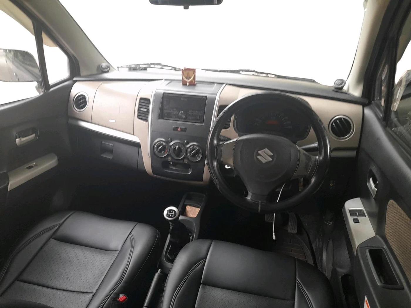 2016 Maruti Wagon R 1.0 LXI CNG, CNG, Manual, 95,724 km, interior
