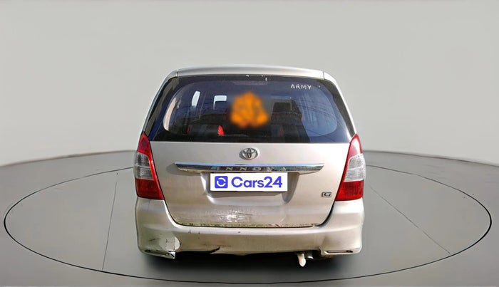 2015 Toyota Innova 2.5 GX 8 STR, Diesel, Manual, 1,61,869 km, exterior