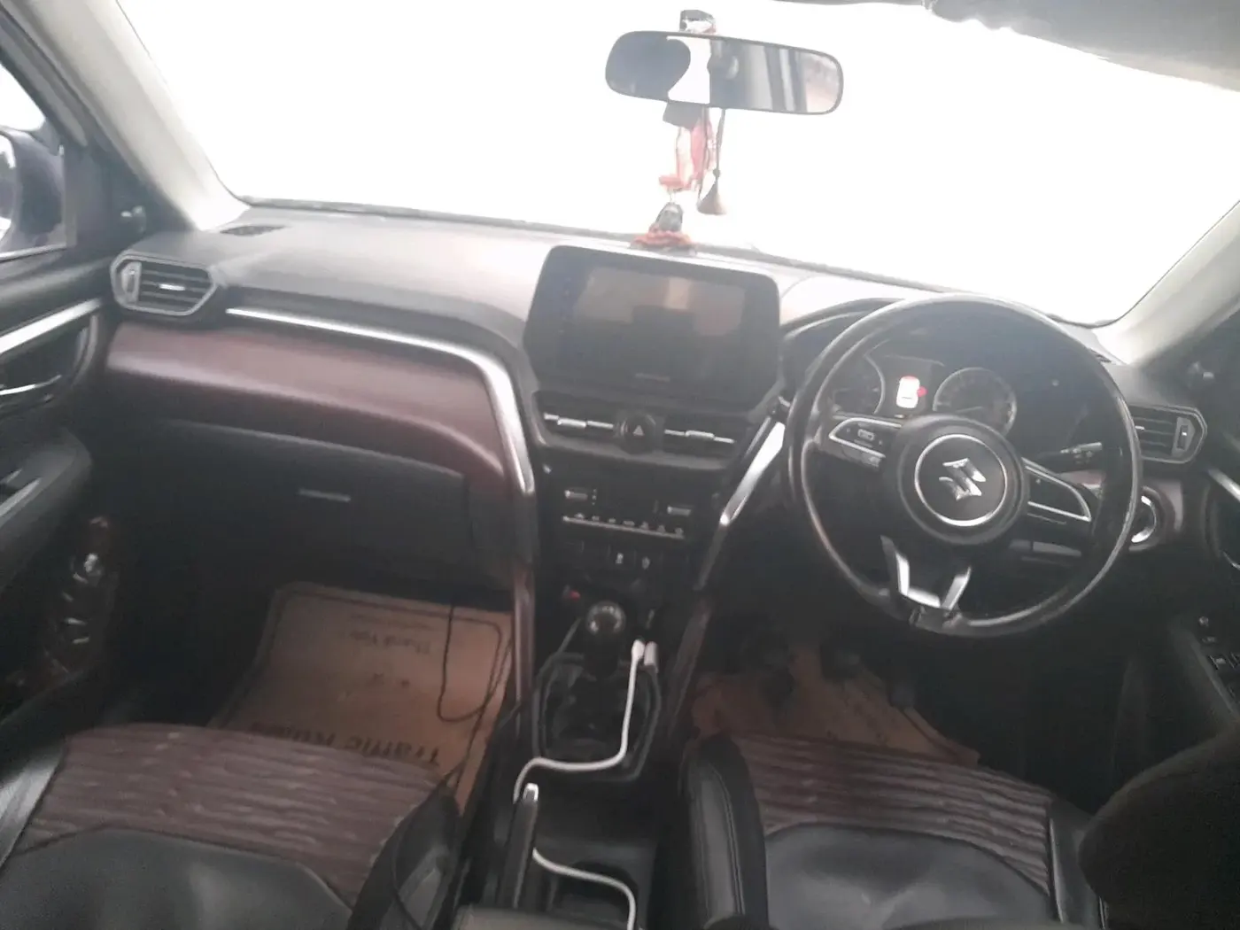 2023 Maruti Grand Vitara SIGMA SMART HYBRID, Petrol, Manual, 50,421 km, interior