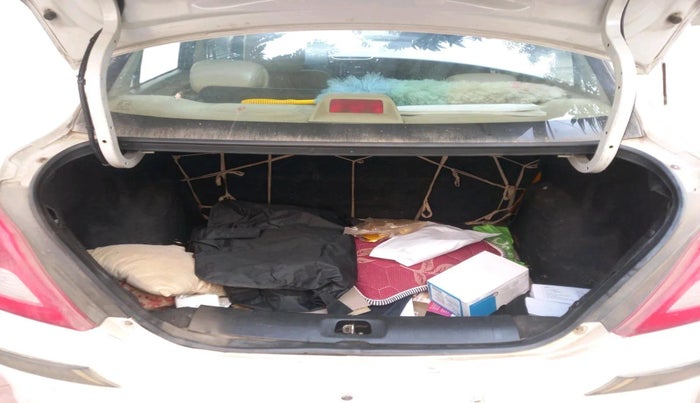 2015 Maruti Swift Dzire VXI, Petrol, Manual, 1,49,637 km, exterior