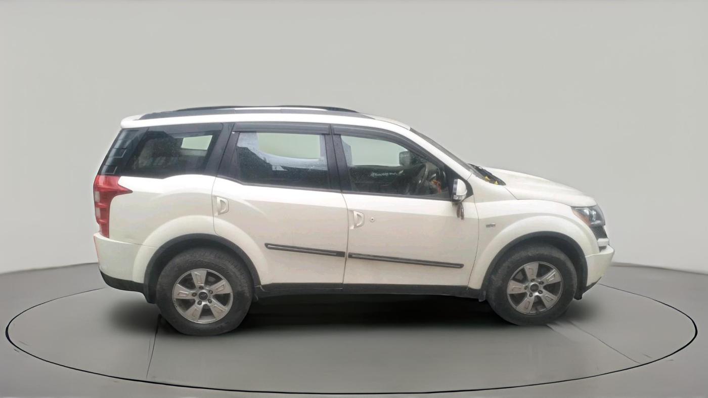 2012 Mahindra XUV500 W8, Diesel, Manual, 86,168 km, exterior