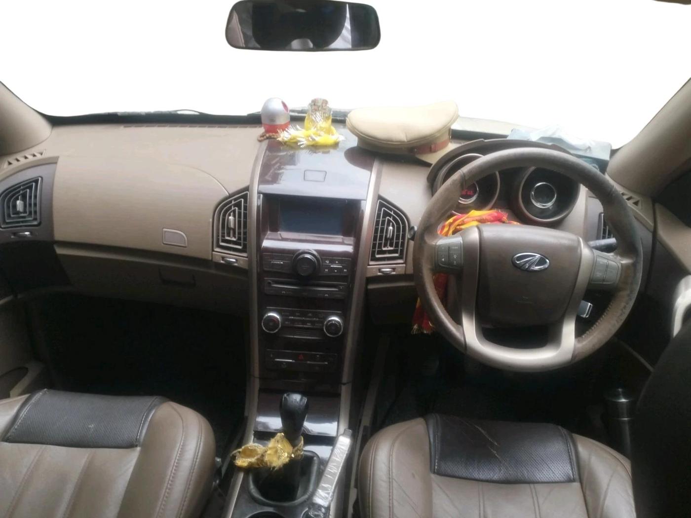 2012 Mahindra XUV500 W8, Diesel, Manual, 86,168 km, interior