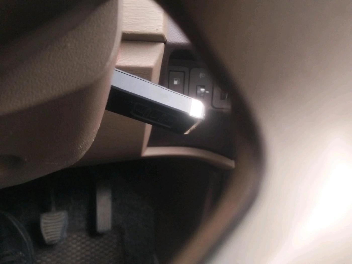 2012 Mahindra XUV500 W8, Diesel, Manual, 86,168 km, interior