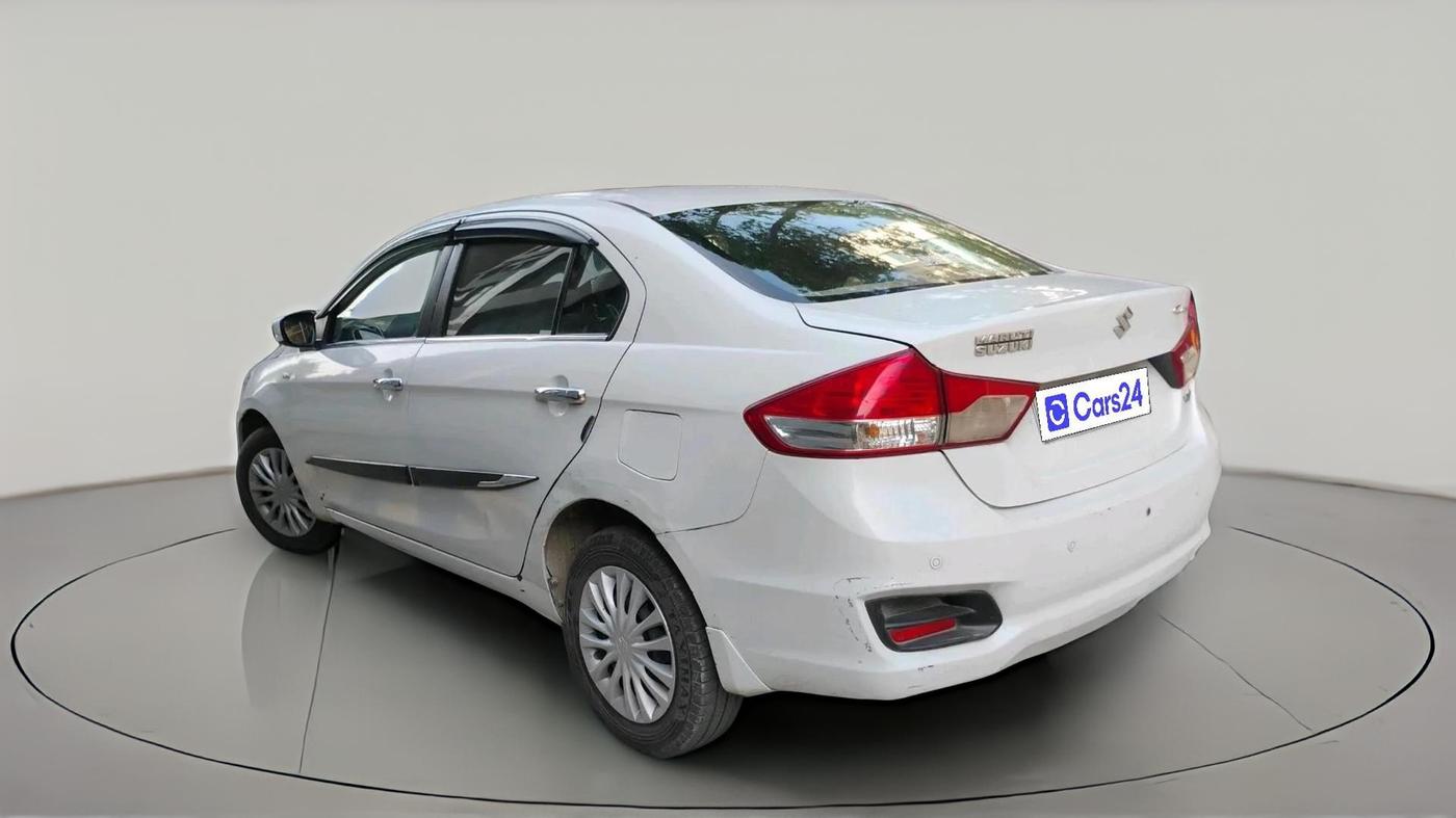 2015 Maruti Ciaz VDI +, Diesel, Manual, 1,06,757 km, exterior