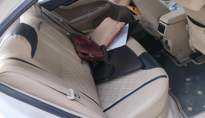 2015 Maruti Ciaz VDI +, Diesel, Manual, 1,06,757 km, interior