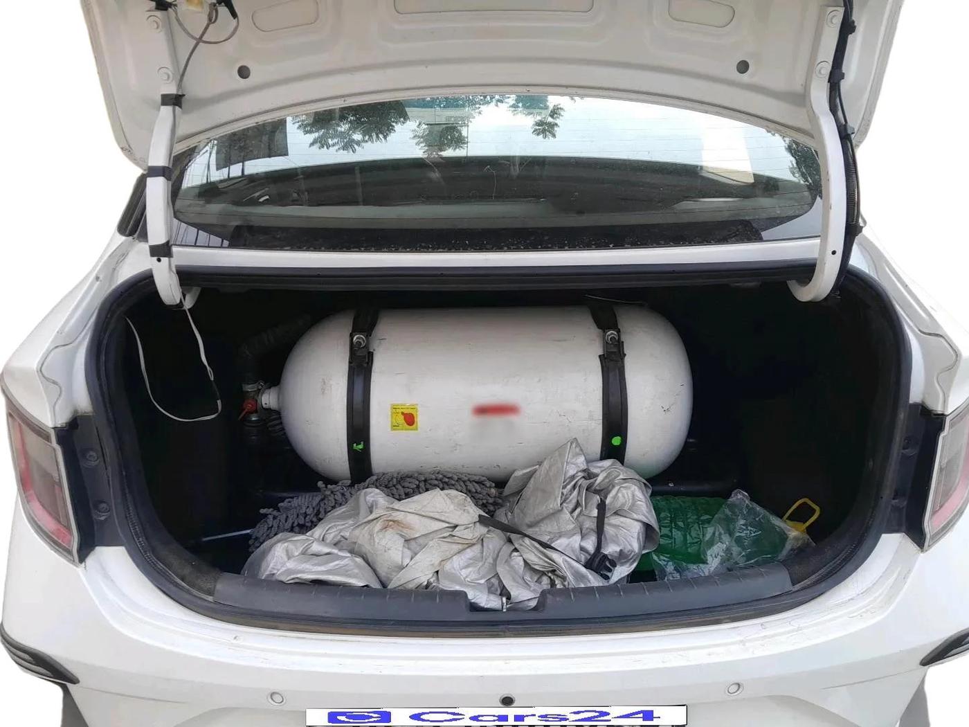 2022 Hyundai AURA S 1.2 CNG, CNG, Manual, 1,58,705 km, exterior