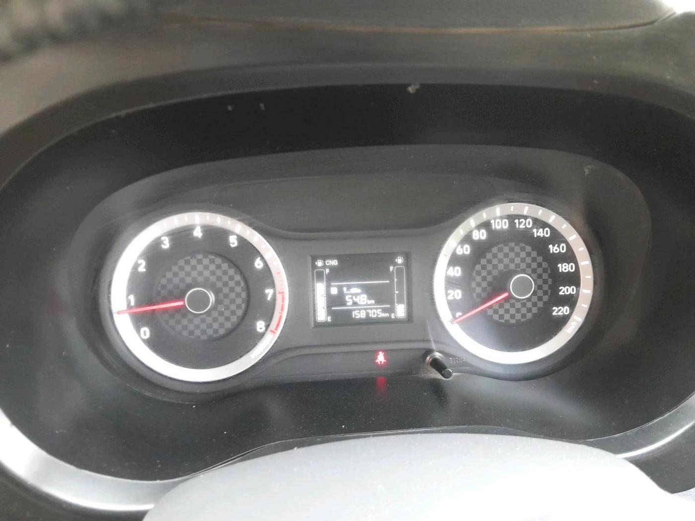 2022 Hyundai AURA S 1.2 CNG, CNG, Manual, 1,58,705 km, interior