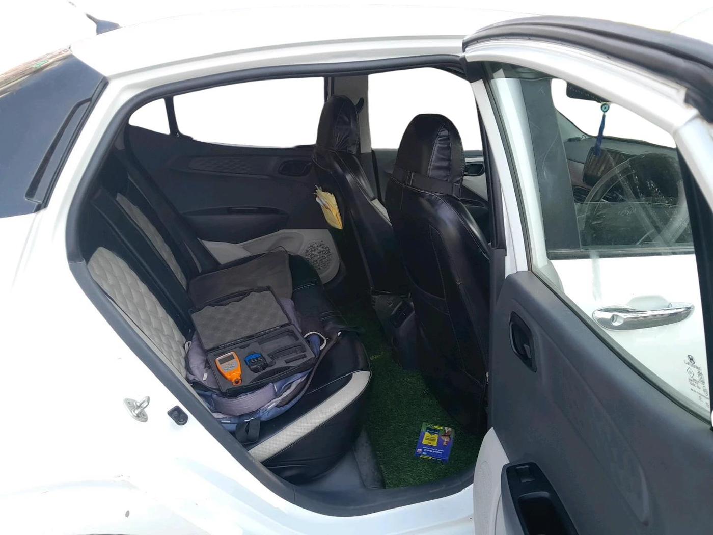 2022 Hyundai AURA S 1.2 CNG, CNG, Manual, 1,58,705 km, interior