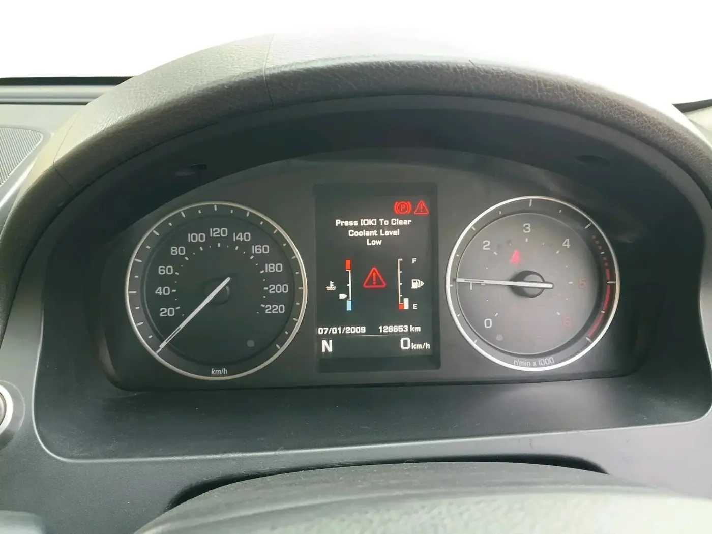 2014 Landrover Freelander 2 TD4 SE, Diesel, Automatic, 1,26,653 km, interior