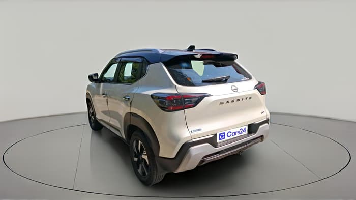 2024 Nissan MAGNITE Tekna Plus HRAO 1.0 Turbo Petrol CVT, Petrol, Automatic, 12,801 km, exterior