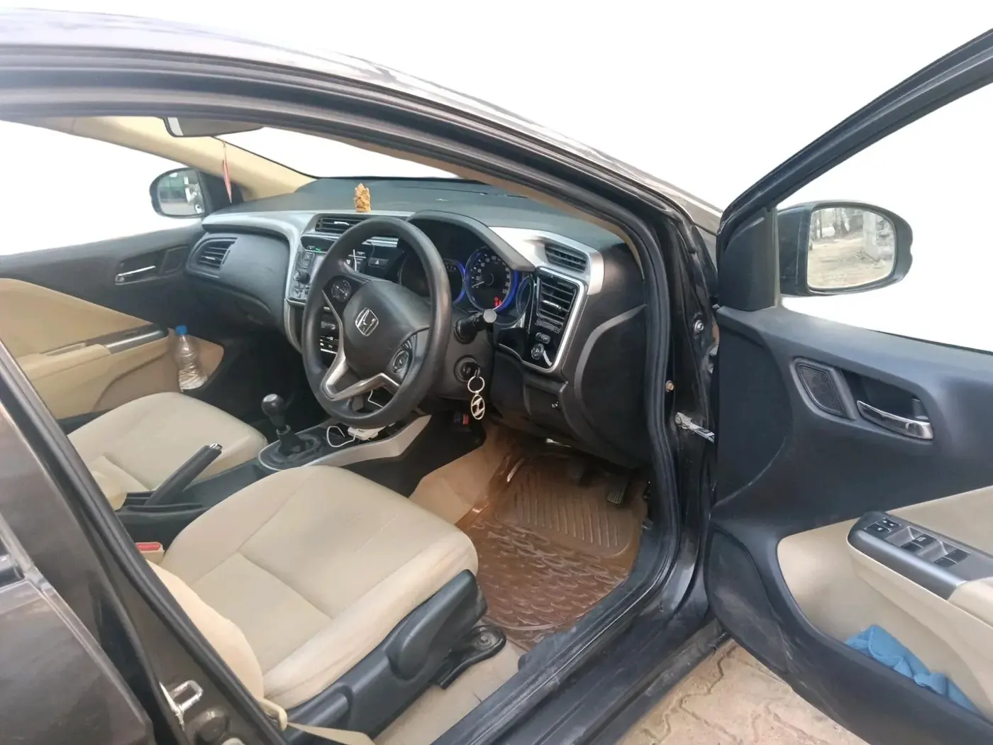 2016 Honda City 1.5L I-VTEC V MT, Petrol, Manual, 65,517 km, interior