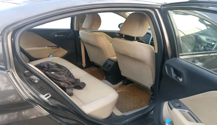 2016 Honda City 1.5L I-VTEC V MT, Petrol, Manual, 65,517 km, interior