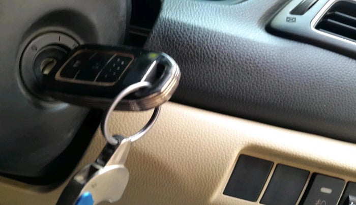 2020 Honda Amaze 1.5L I-DTEC S, Diesel, Manual, 1,42,300 km, interior