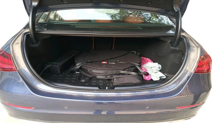 2025 Mercedes Benz C Class  C 220d, Diesel, Automatic, 20,907 km, exterior